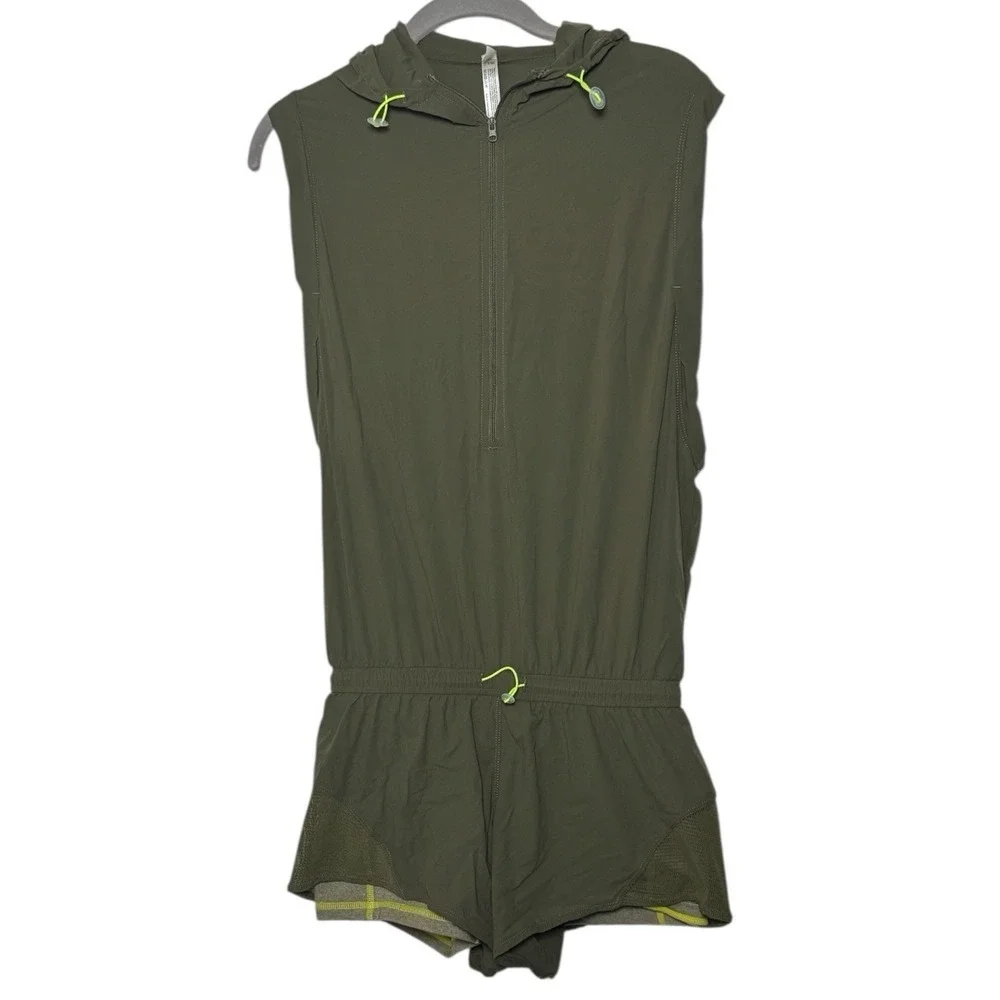 Free People Going For A Runsie‎ Olive Green Sleeveless Hooded Shorts Romper XS